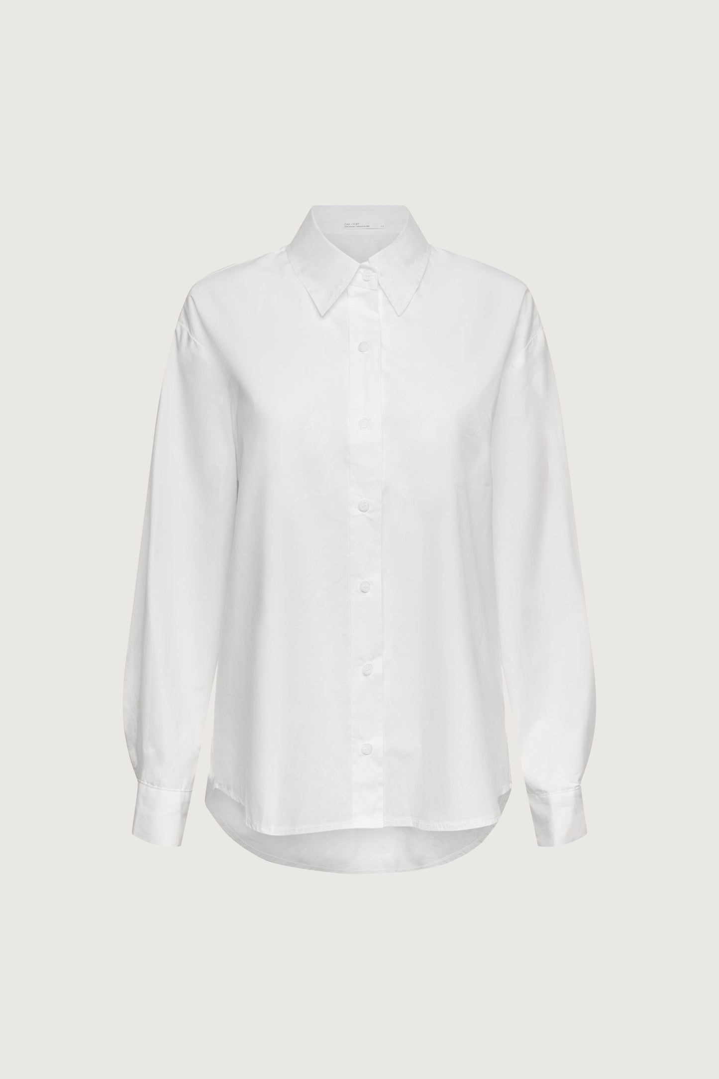 CLASSIC BUTTON UP SHIRT
