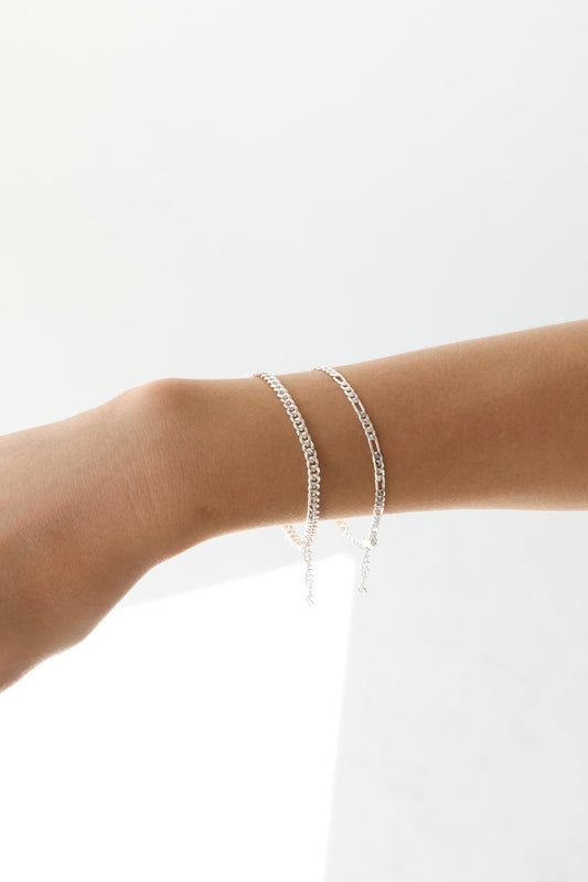 MINIMAL BRACELET SET