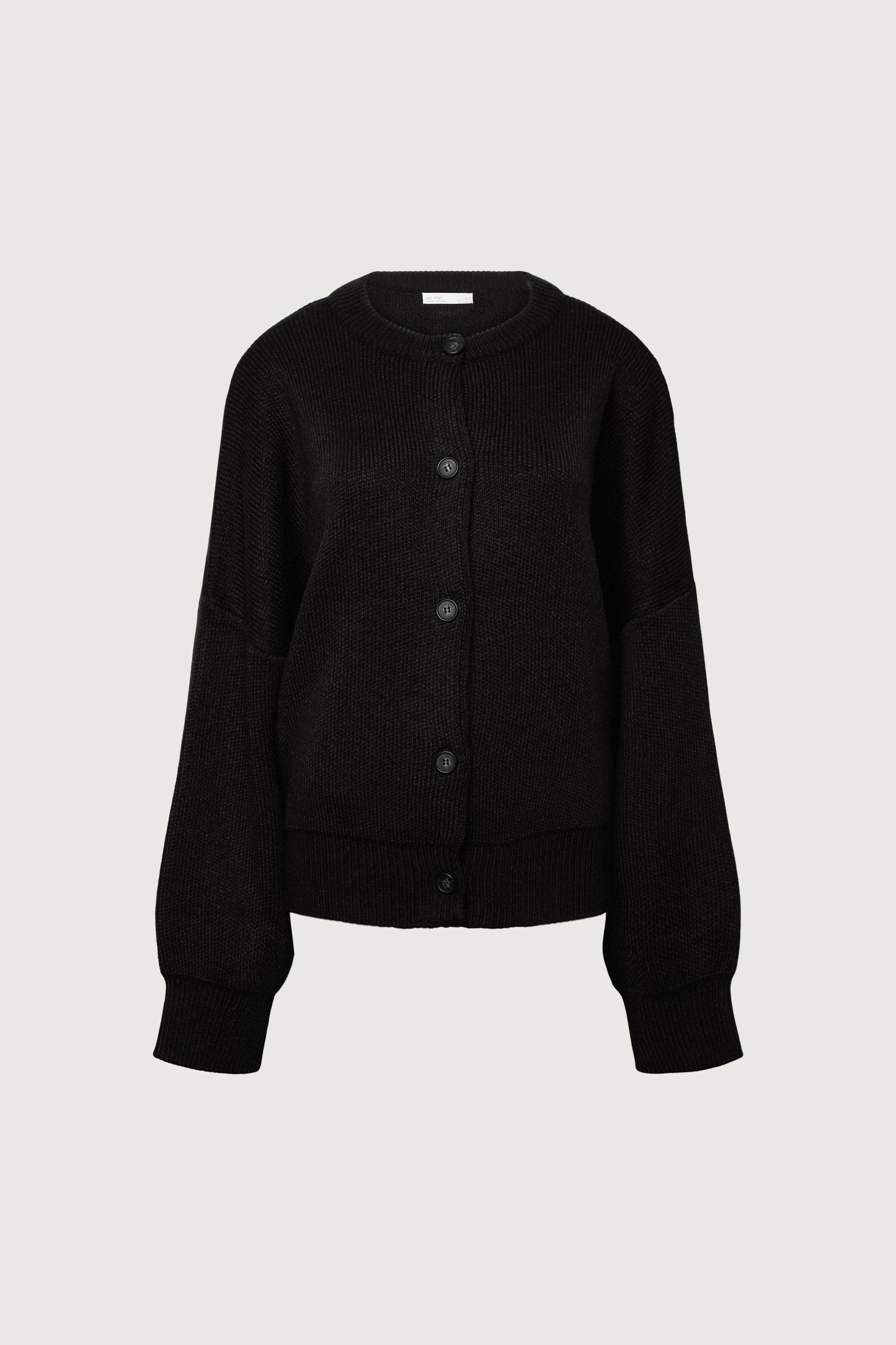 CHUNKY OVERSIZED KNIT SWEATER