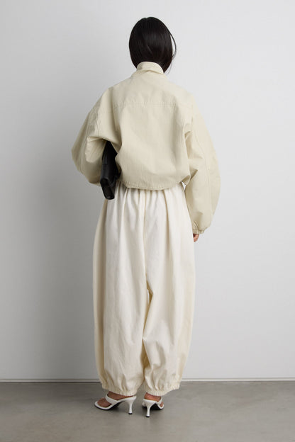 HIGH FUNNEL NECK CROPPED DRAWSTRING JACKET