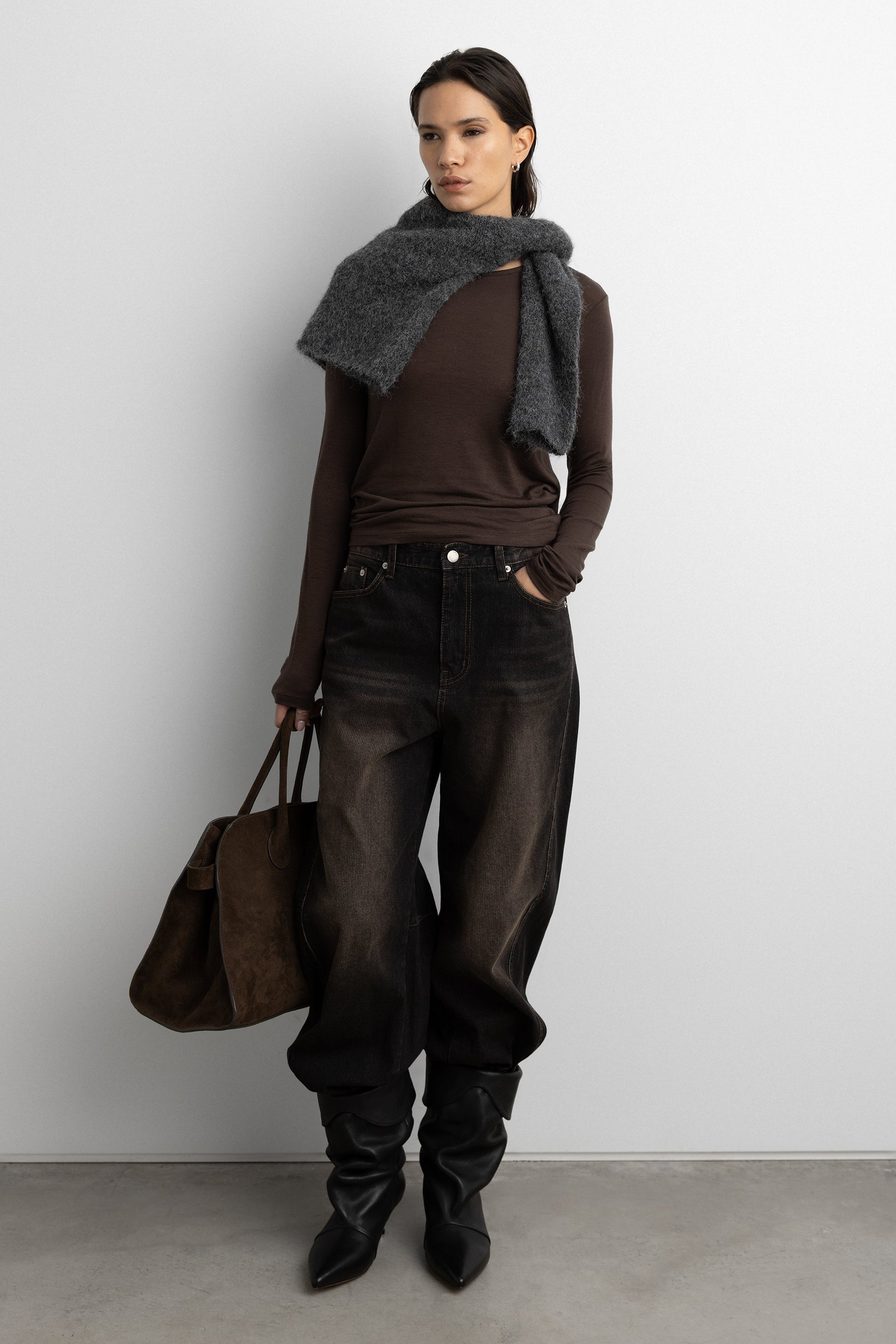 BLACK WASH CORDUROY STRAIGHT LEG JEAN