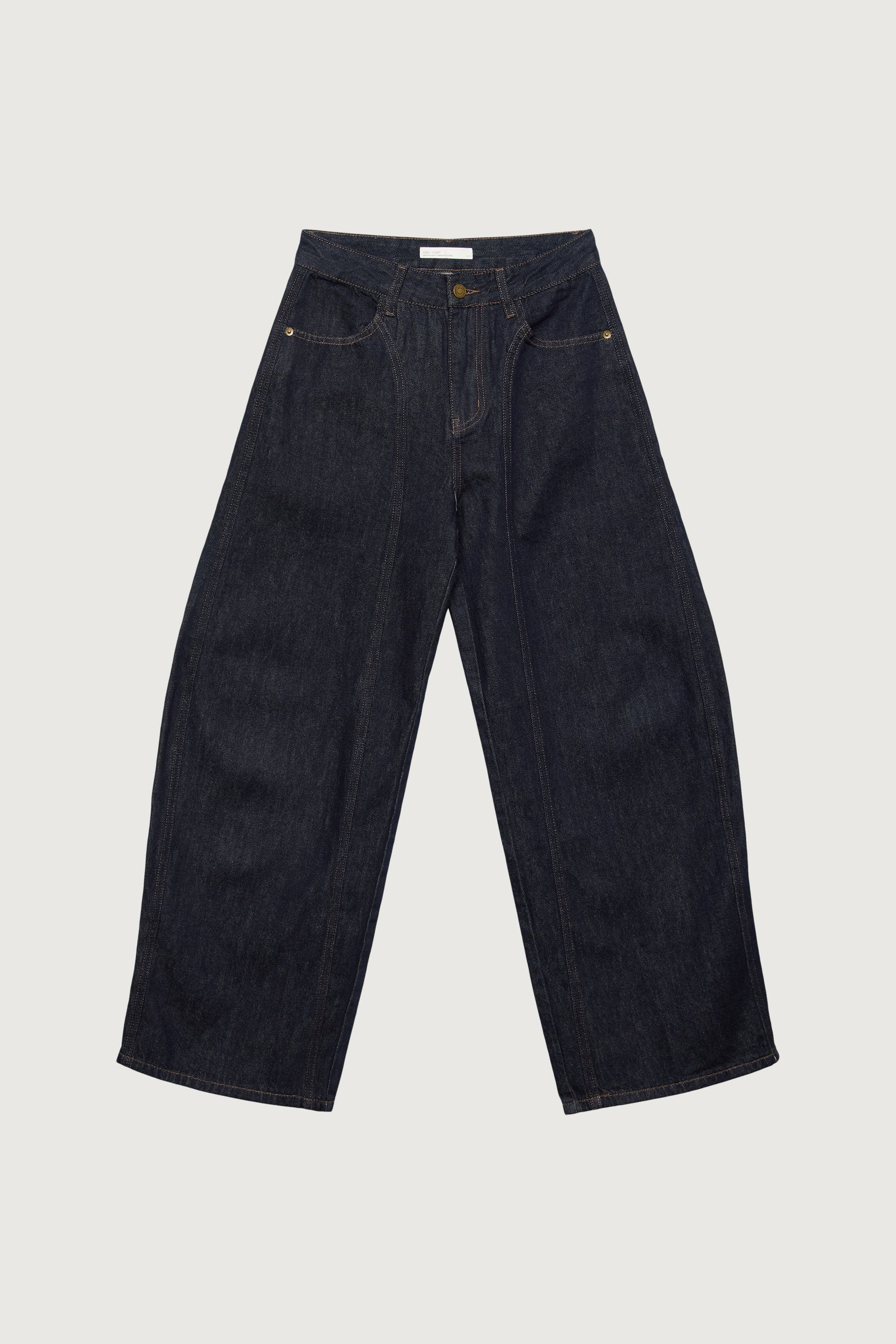 HIGH RISE BARREL LEG JEAN WITH FRONT SEAM DETAIL