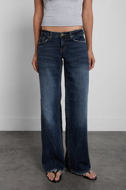 RETRO LOW RISE VINTAGE WASH JEAN