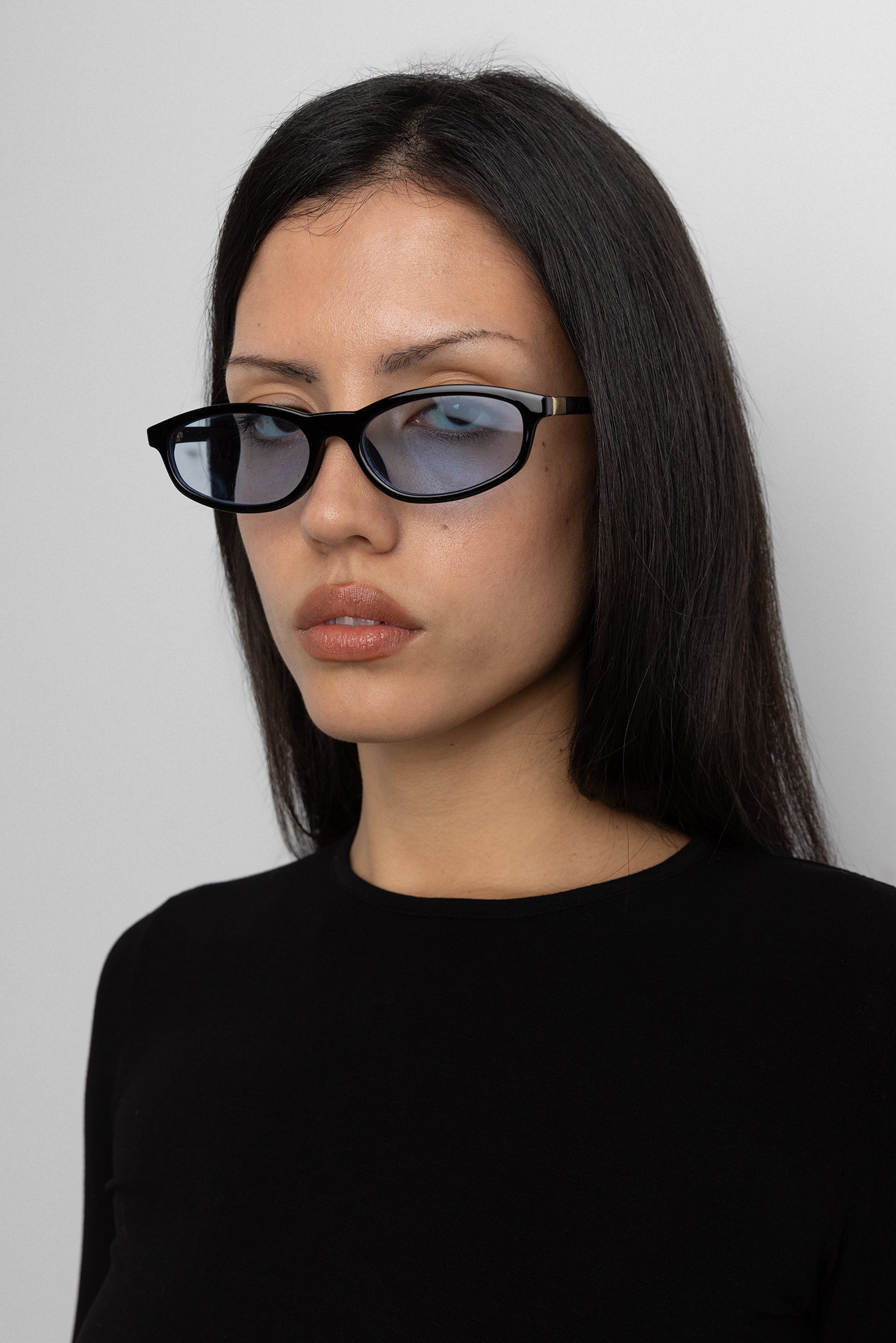 SLIM FRAME SUNGLASSES