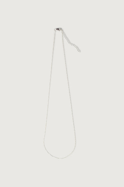 CUBE AND TWIST CHAIN NECKLACE