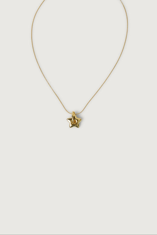 STAR PENDANT SNAKE CHAIN NECKLACE