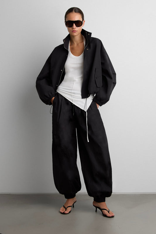 HIGH FUNNEL NECK CROPPED DRAWSTRING JACKET