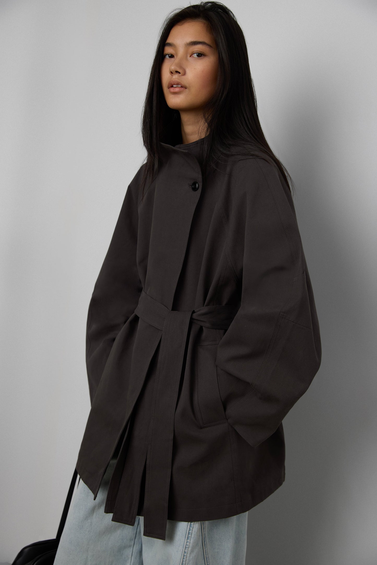 BELTED FUNNEL NECK JACKET
