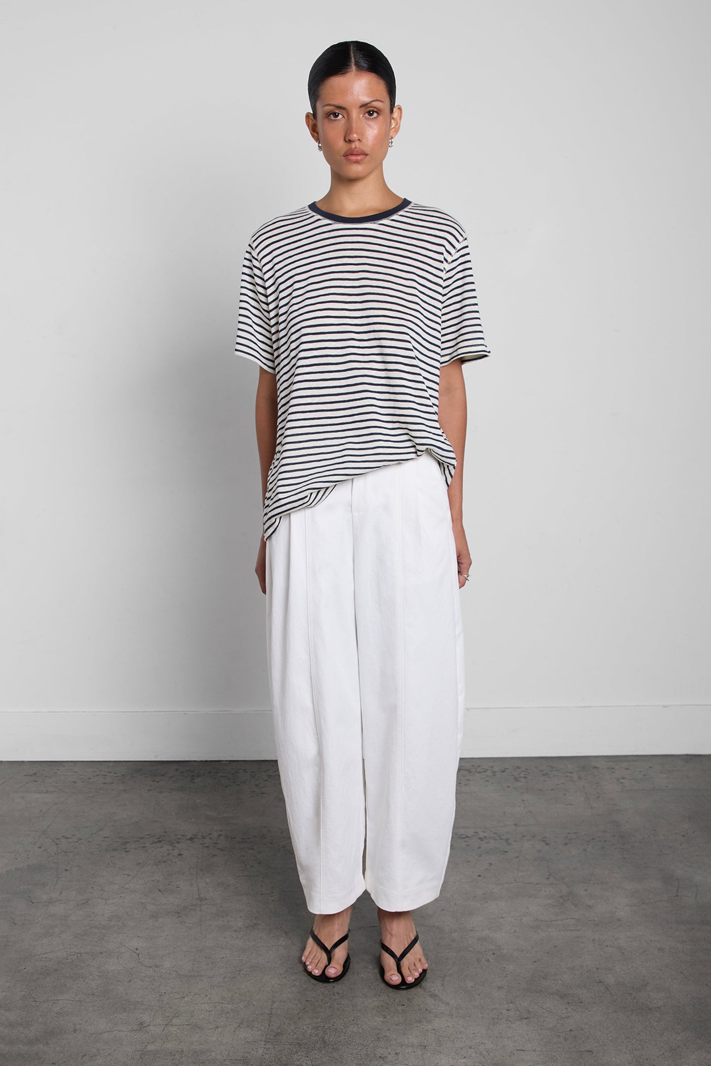 RELAXED PLEATED WIDE LEG PANT