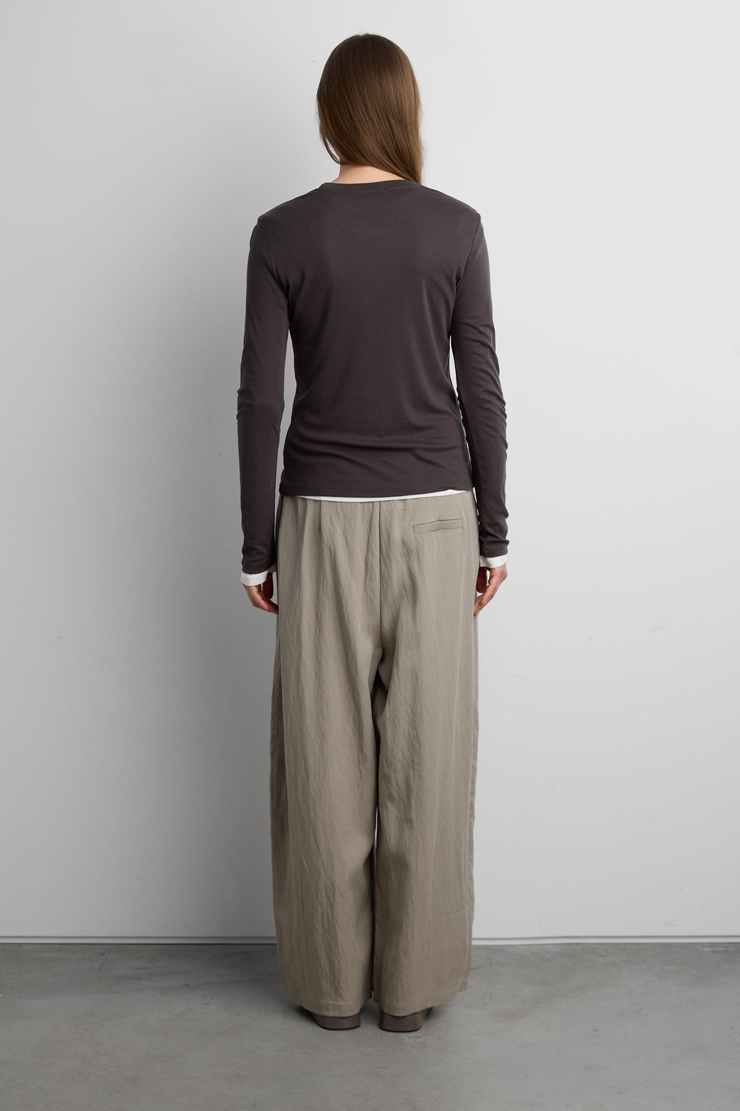 LONG SLEEVE CREW NECK TOP