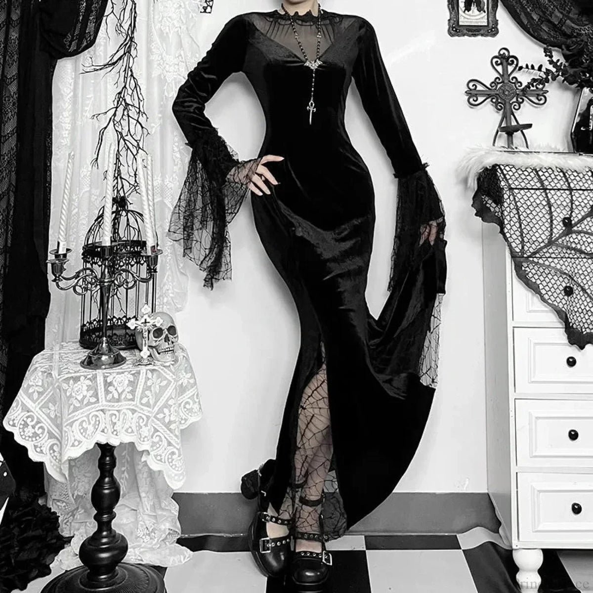 Lace Patchwork Flare Sleeve Maxi Dress
